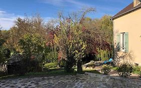 Gîte au bord du loing et proche forêt